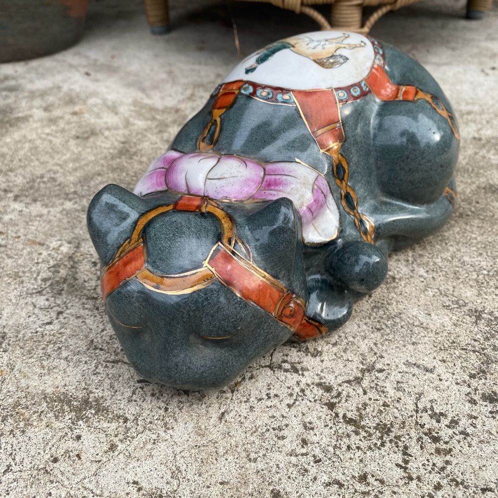 Vintage Chinese Sleeping Cat Figurine Porcelain Hand Painted